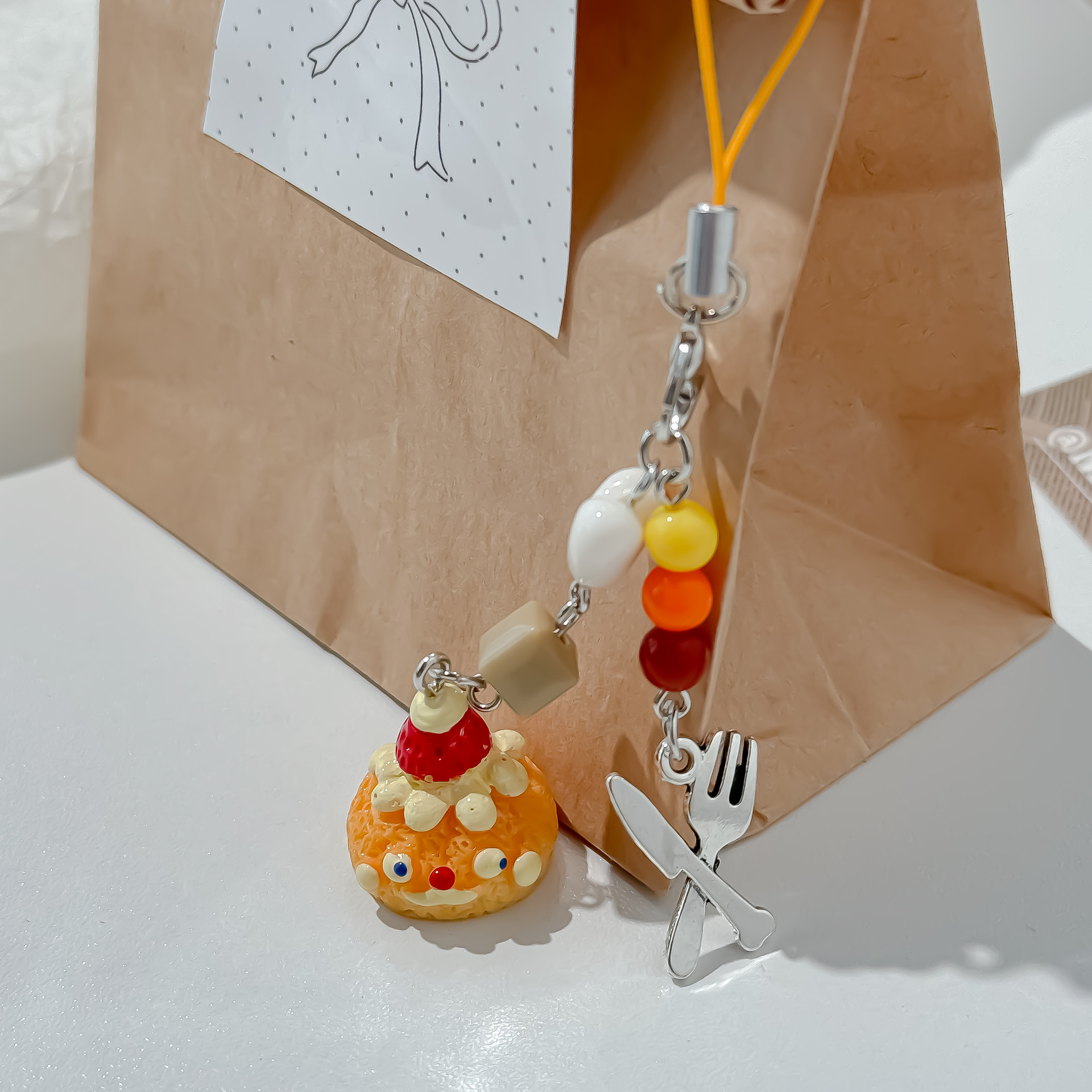 Food Zinc - New Cute Cream Puff Bag Pendant